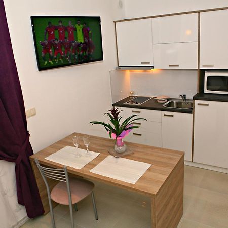 Apartments Sanja Трогир Екстериор снимка