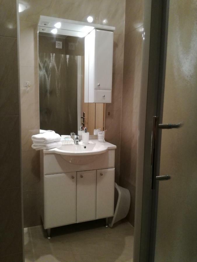 Apartments Sanja Трогир Екстериор снимка